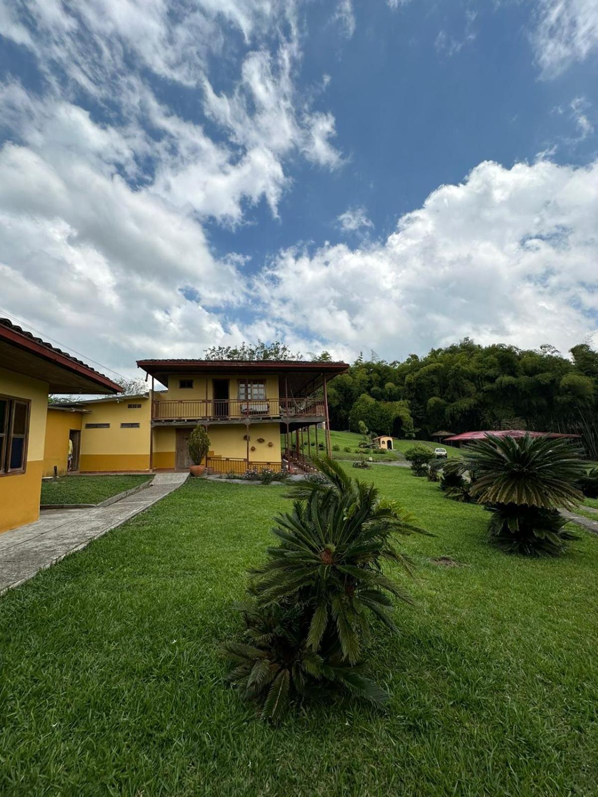 ホテル Filandia - Finca Rural La Guadalupana エクステリア 写真